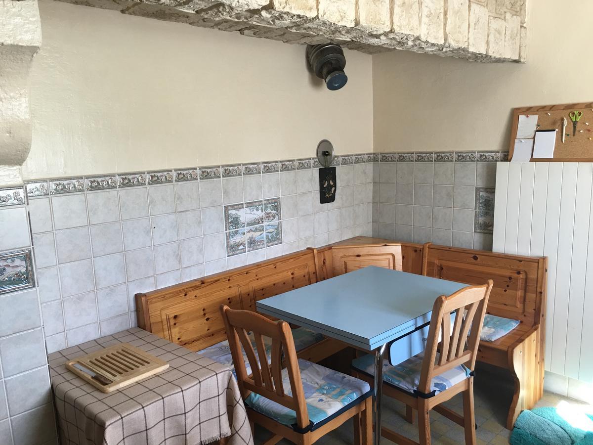 Villa La Dernier  à La Côte-aux-Fées Extérieur photo